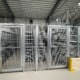 Archivregale, Aktenregale & Ordnerregale: Archivraum mit Gitterzaunwänden